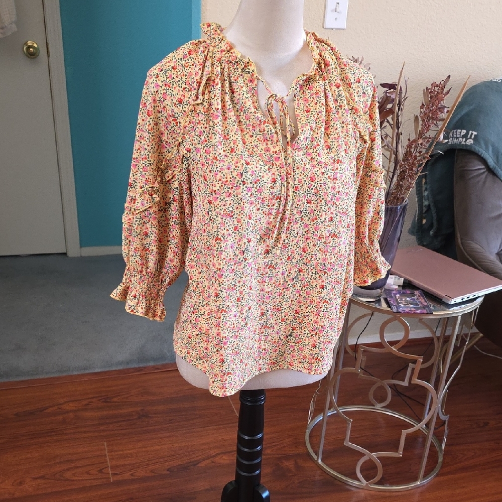 MELLODAY Yellow Floral Tie-Neck Ruffle Blouse